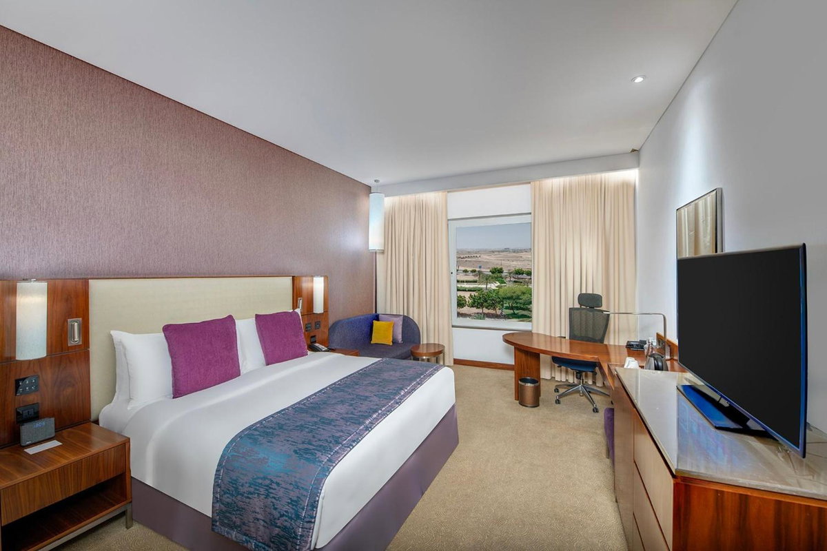 Отель · Crowne Plaza Muscat OCEC by IHG, Muscat