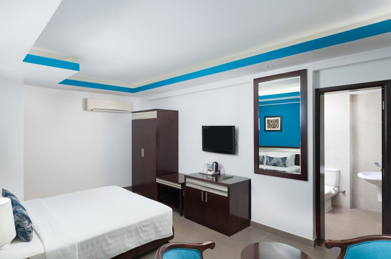 Al Hail Waves Hotel Managed By Centara, Seeb, Oman