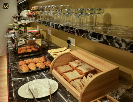Muscat Express Hotel, Muscat, Oman