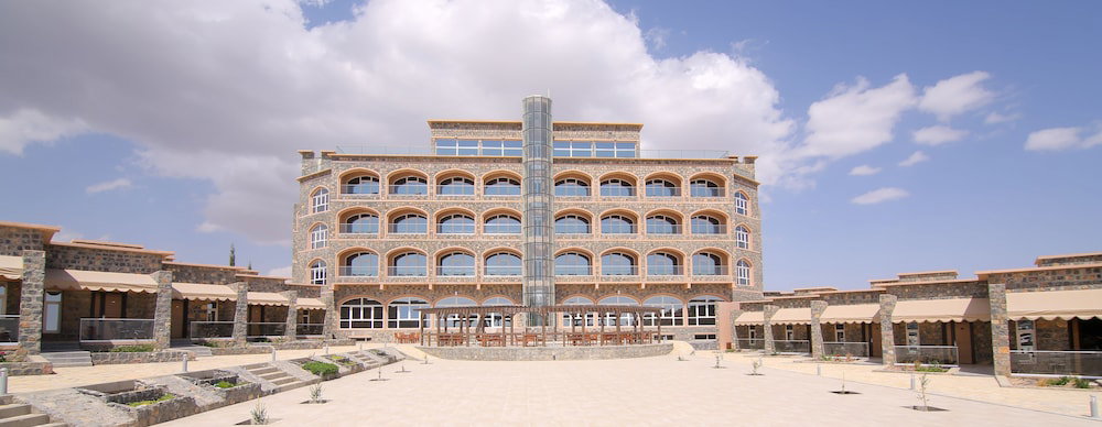 Sama Hotel, Оман
