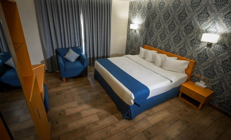Sama Muscat Hotel, Al Khawḑ, Оман