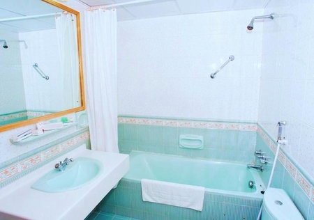 Safeer Hotel Suites, Muscat, Oman