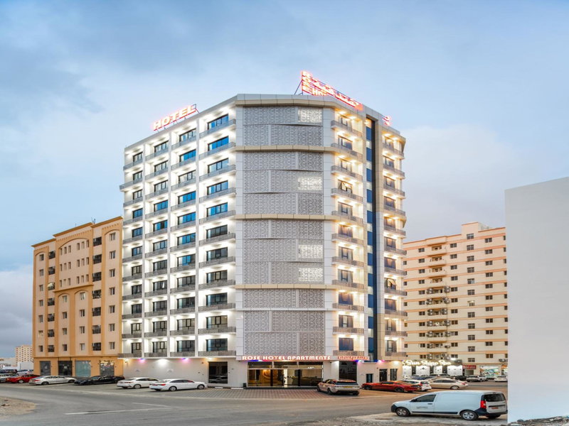 OYO Townhouse 156 Rose Hotel Apartments, Muscat, Oman