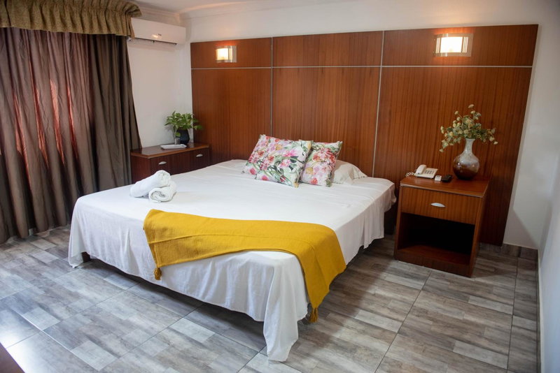 Cresta Inn, Panama City, Panama