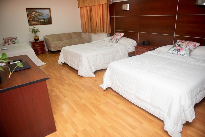 Cresta Inn, Panama City, Panama