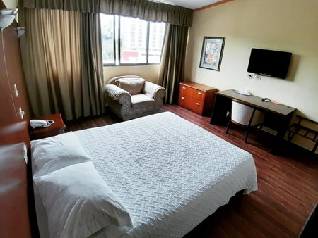 Cresta Inn, Panama City, Panama