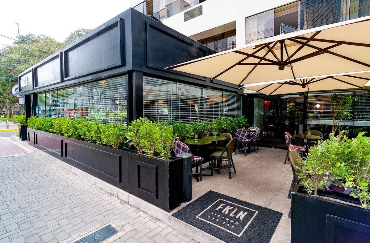 Hotel · Roosevelt Hotel & Suites, San Isidro