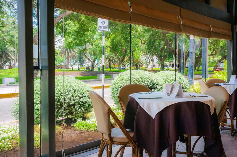 Roosevelt Hotel & Suites, San Isidro, Perú