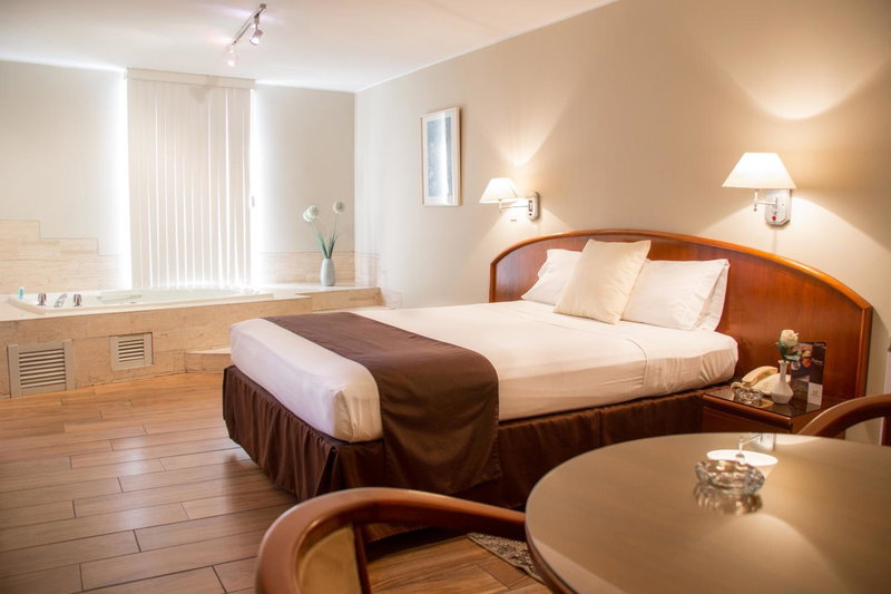 Hotel Park Suites, Santiago de Surco, Perú