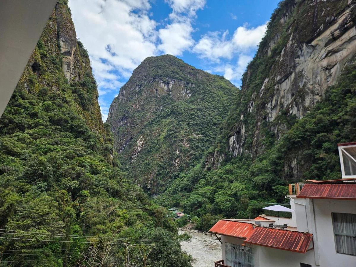 Hotel Horizonte, Perú