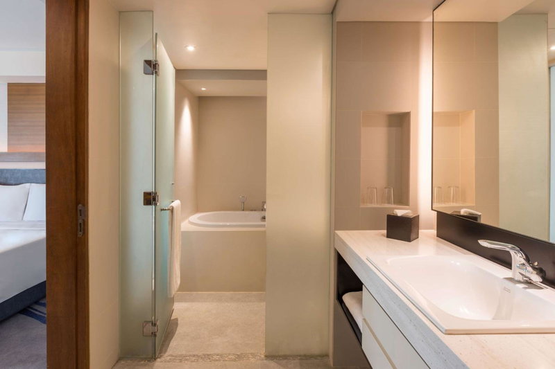 Radisson Blu Cebu, Mandaue City, Philippines
