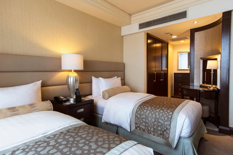 Quest Plus Filinvest City Manila, Banco Filipino Homes, Филиппины