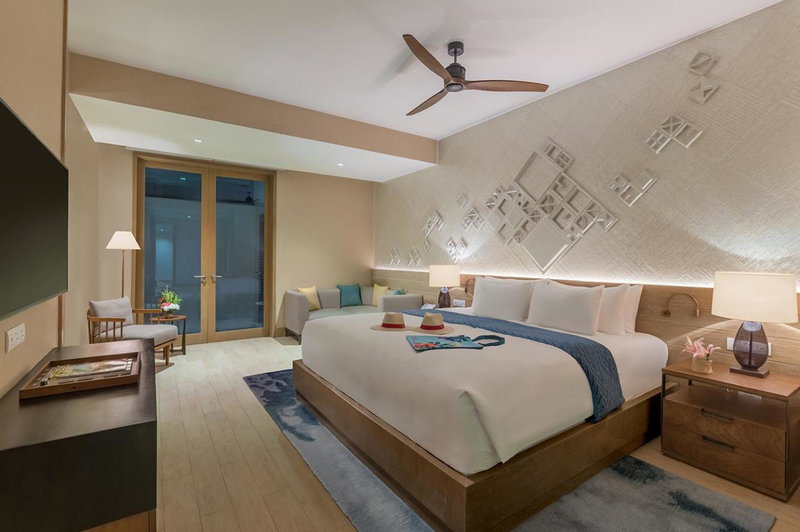 Crimson Resort and Spa Boracay, Boracay, Philippines