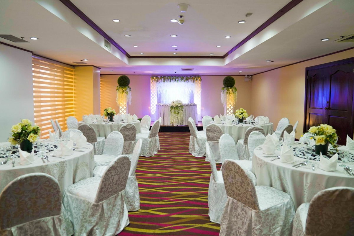 Berjaya Makati Hotel, Philippines