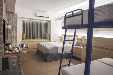 TRYP by Wyndham Mall of Asia Manila, Baclaran, Philippines