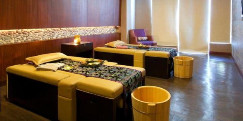 The Bellevue Manila, Banco Filipino Homes, Filipinas