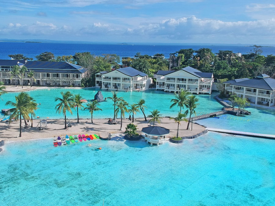 Plantation Bay a Real Resort with a Real Spa, Cordova, Philippines