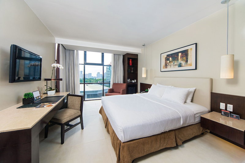 The B Hotel, Banco Filipino Homes, Filipinas