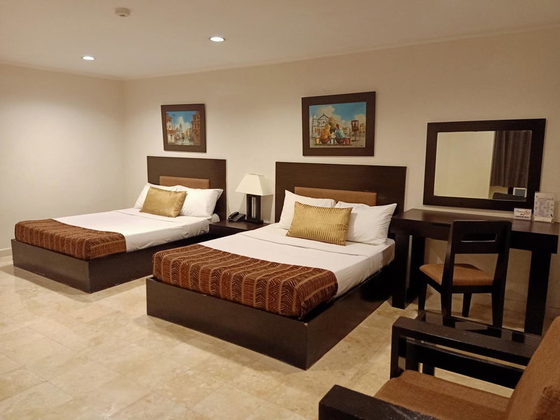 Paragon Tower Hotel, Paco, Philippines