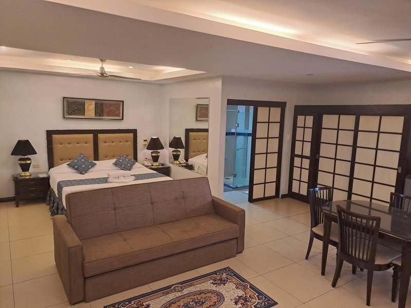 Wild Orchid Resort, Angeles City, Филиппины