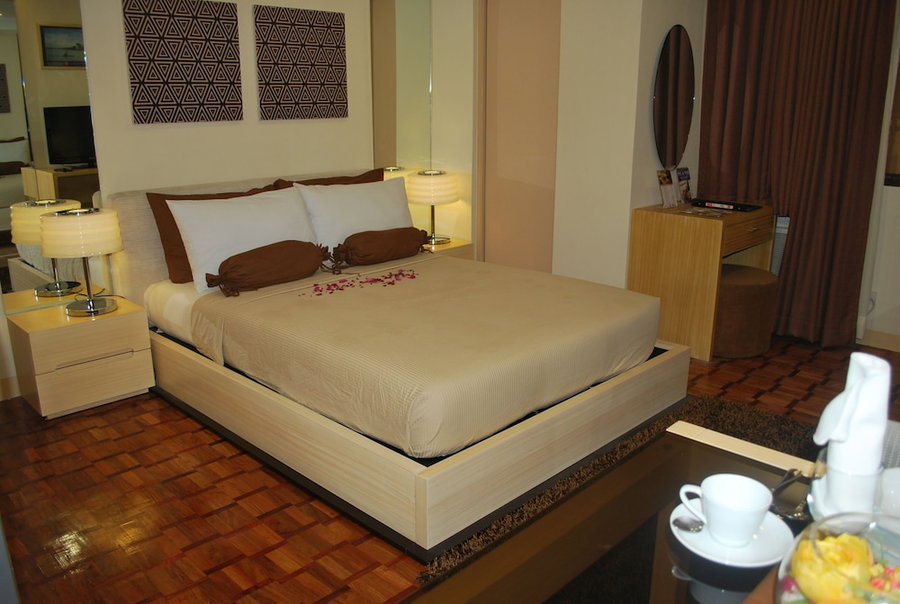 Prince Plaza II Hotel, Bel Air, Филиппины