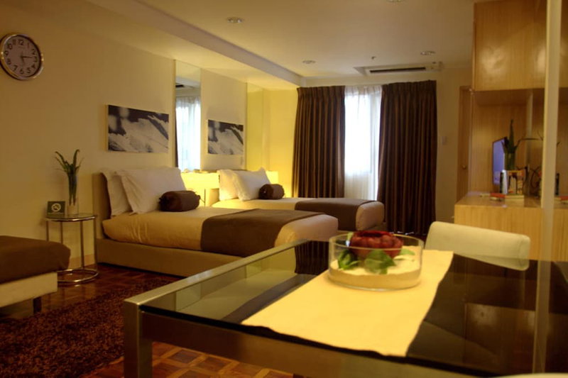 Prince Plaza II Hotel, Bel Air, Филиппины