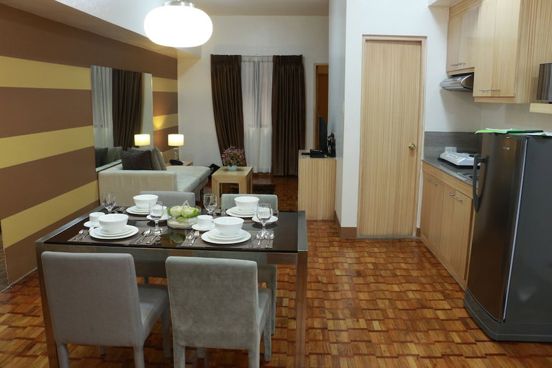 Prince Plaza II Hotel, Bel Air, Филиппины