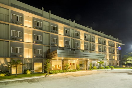 Microtel Inn & Suites by Wyndham San Fernando, San Fernando, Филиппины