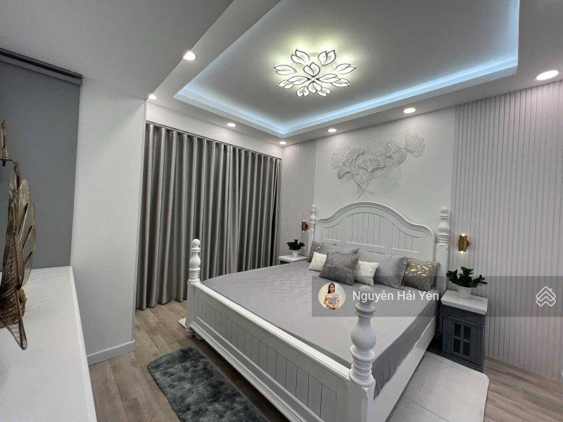 Apartment for sale in Ho Chi Minh City, Vietnam · Saigon Pearl · 7 rooms, 6 baths