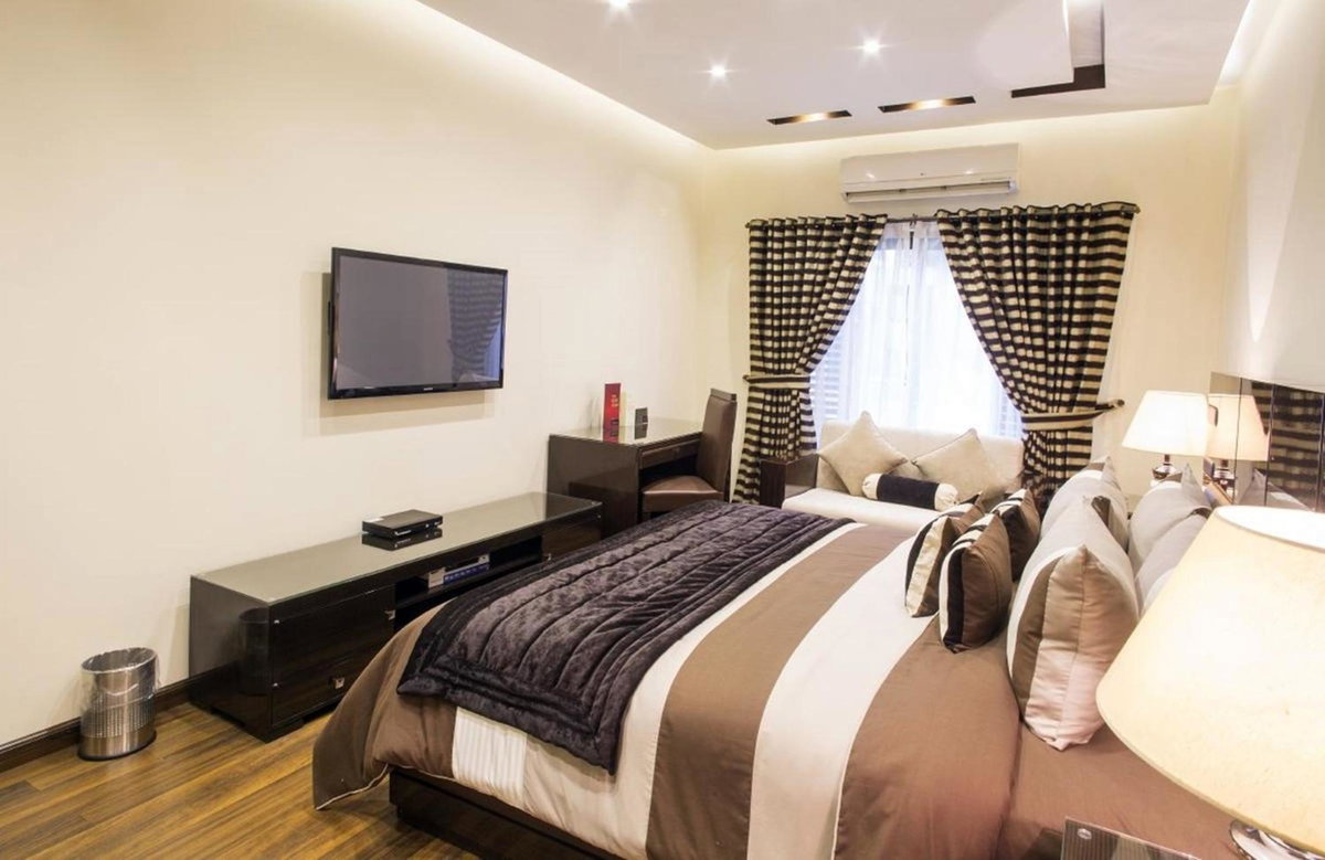 Royaute Luxury Suites and Hotel Gulberg Lahore, Pakistán
