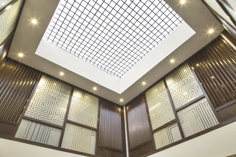 Royaute Luxury Suites and Hotel Gulberg Lahore, Lahore, Pakistan