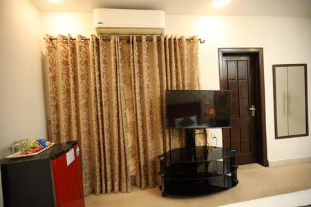 Safari Club 4, Rawalpindi, Pakistán