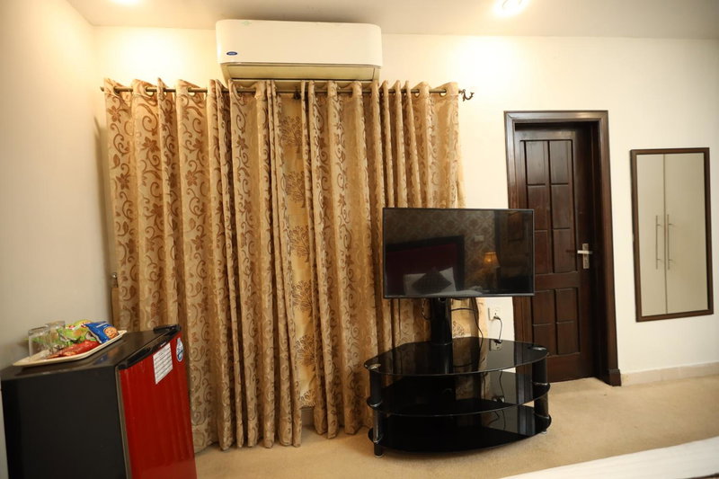 Safari Club 4, Rawalpindi, Pakistán