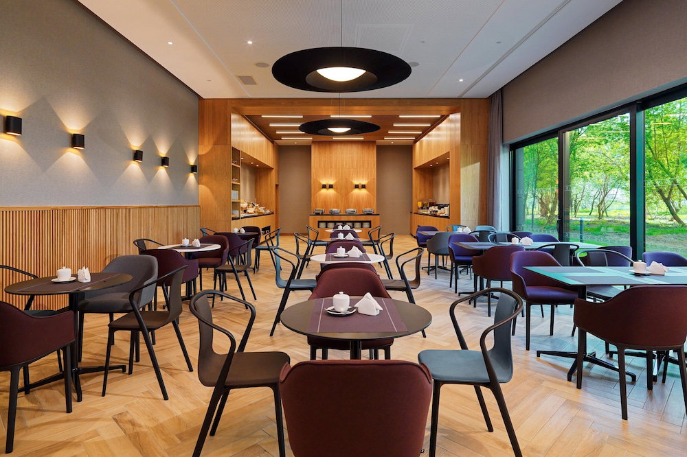 Hotel · Four Points by Sheraton Warsaw Mokotow, Wlochy