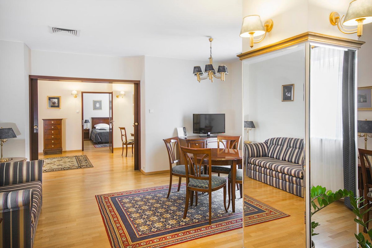 Hotel · Qubus Hotel Wrocław, Wroclaw