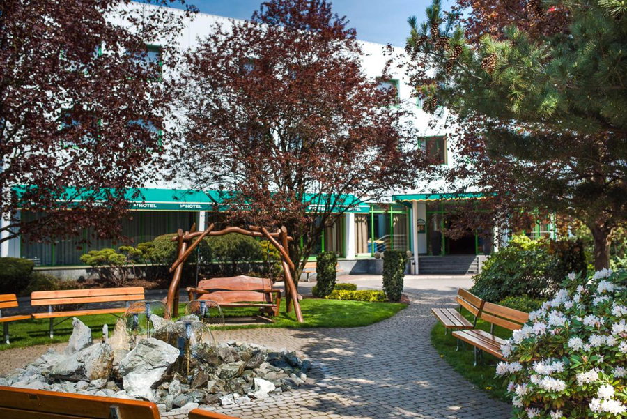Hotel Partner, Targowek, Polonia