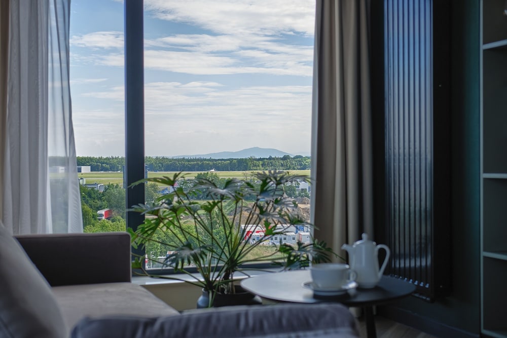 Hotel · Arche Hotel Wrocław Airport, Osiedle Kosmonautow