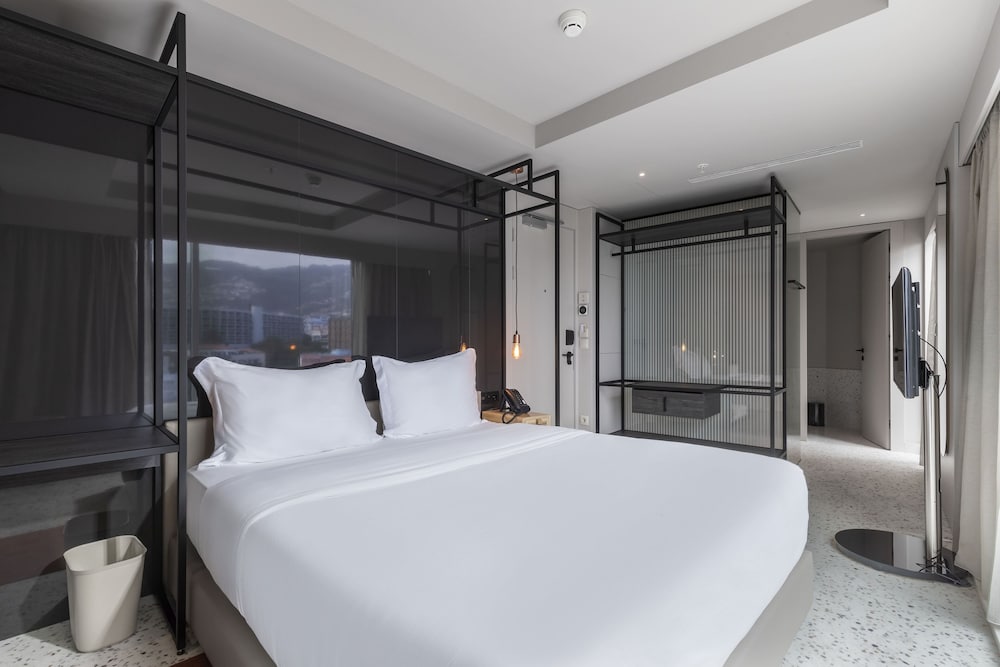 NEXT - Savoy Signature, Portugal