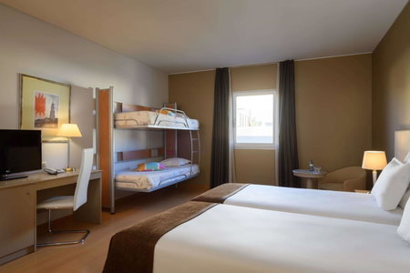 TRYP by Wyndham Porto Centro Hotel, Porto, Portugal