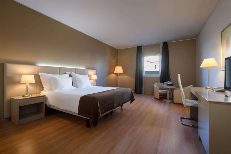 TRYP by Wyndham Porto Centro Hotel, Porto, Portugal