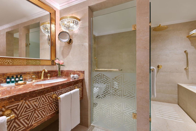 Sheraton Grand Doha Resort & Convention Hotel, Doha, Qatar