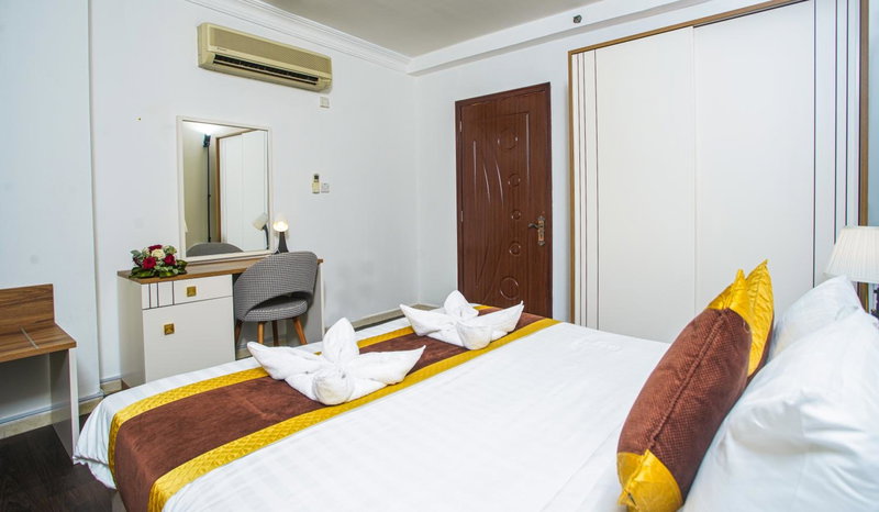 La Villa Suites Hotel, Doha, Катар