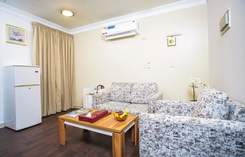 La Villa Suites Hotel, Doha, Катар