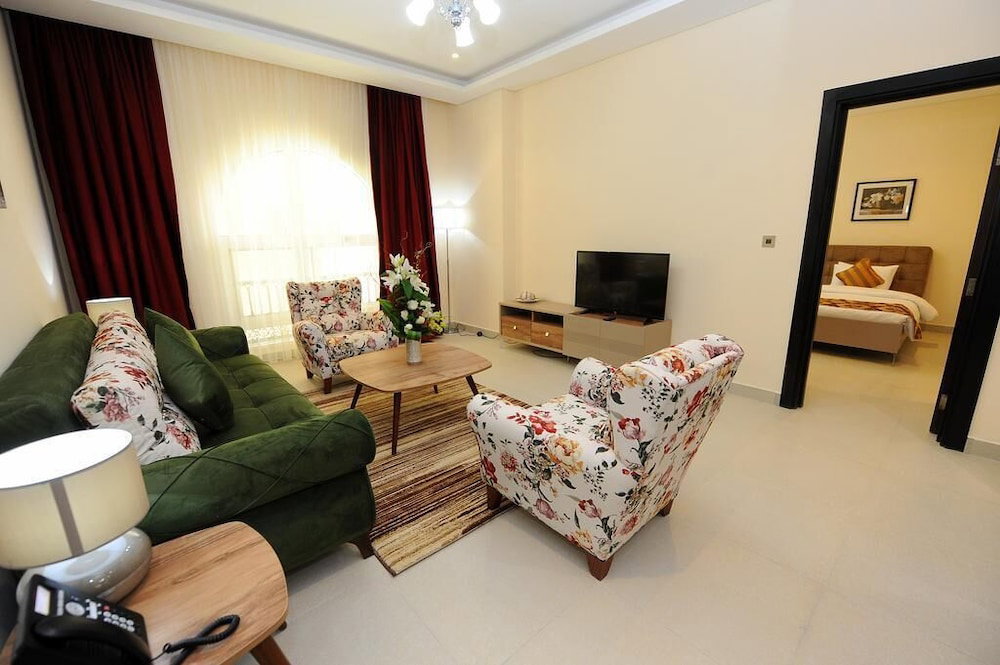 Almansour Park Inn Hotel & Apartment, Qatar