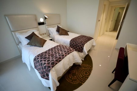 Waterfront 2 Bed Apartment Sleeps 4 With Parking, Lusail, Qatar