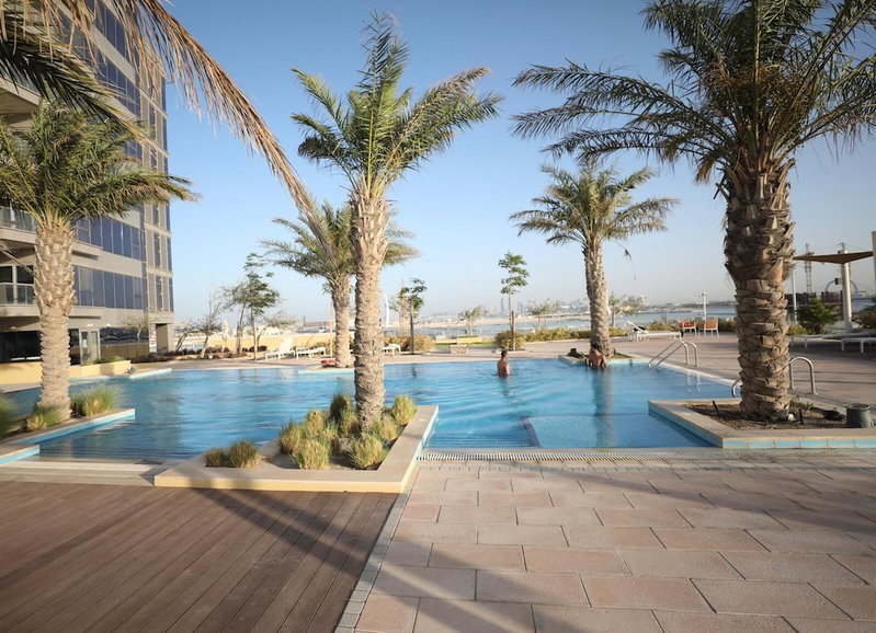 Waterfront 2 Bed Apartment Sleeps 4 With Parking, Lusail, Qatar