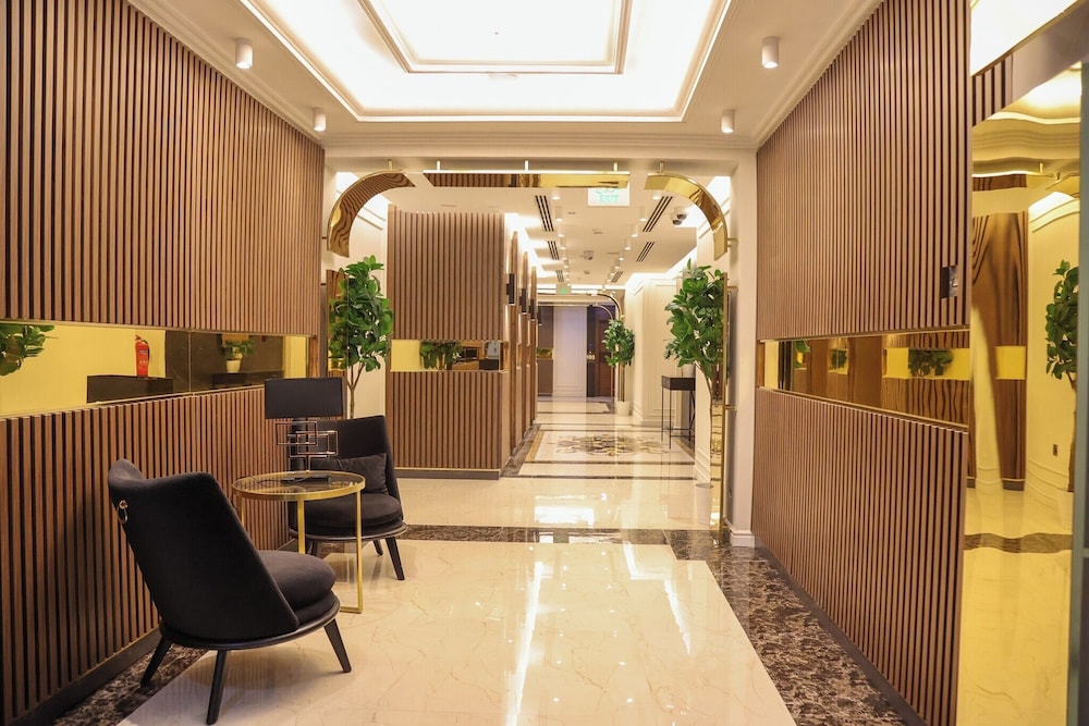 Al-Fakhama Plaza, Qatar