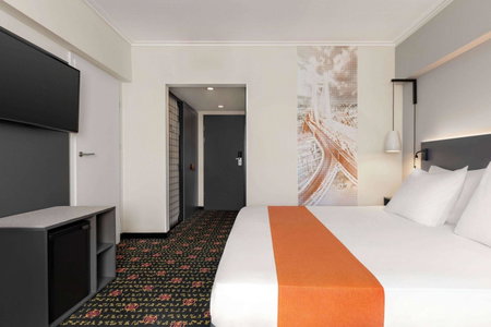 Vienna House Easy by Wyndham Bucharest Airport, Sector 1, Румыния