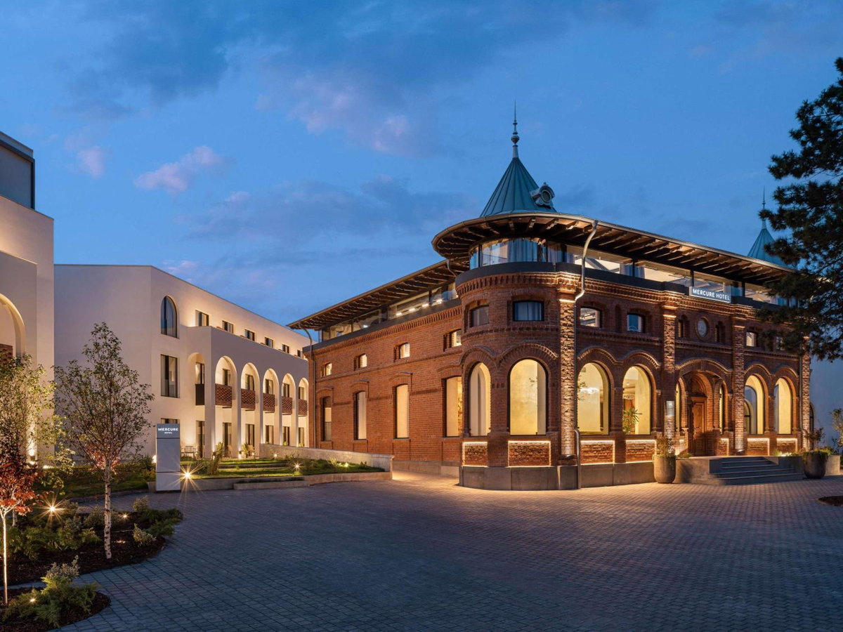 Mercure Conacul Cozieni, Rumanía