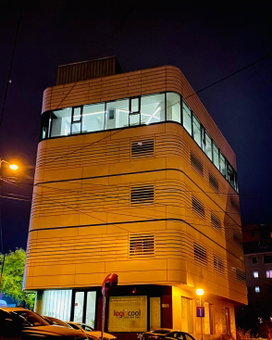 Manolle Boutique, Sector 3, Romania